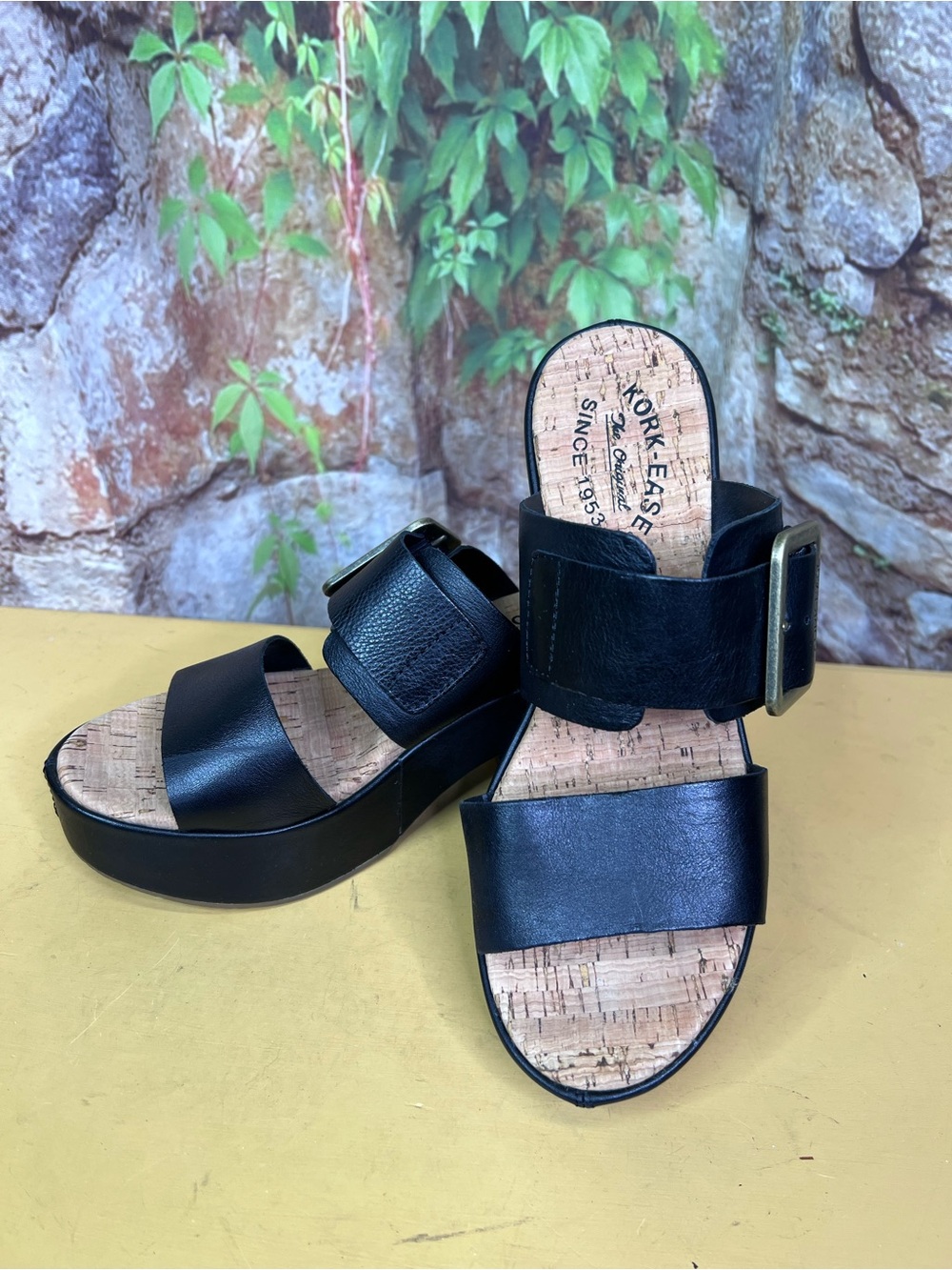 KORK-EASE Black Leather Platform Sandals, 7 - Picture 4 of 12